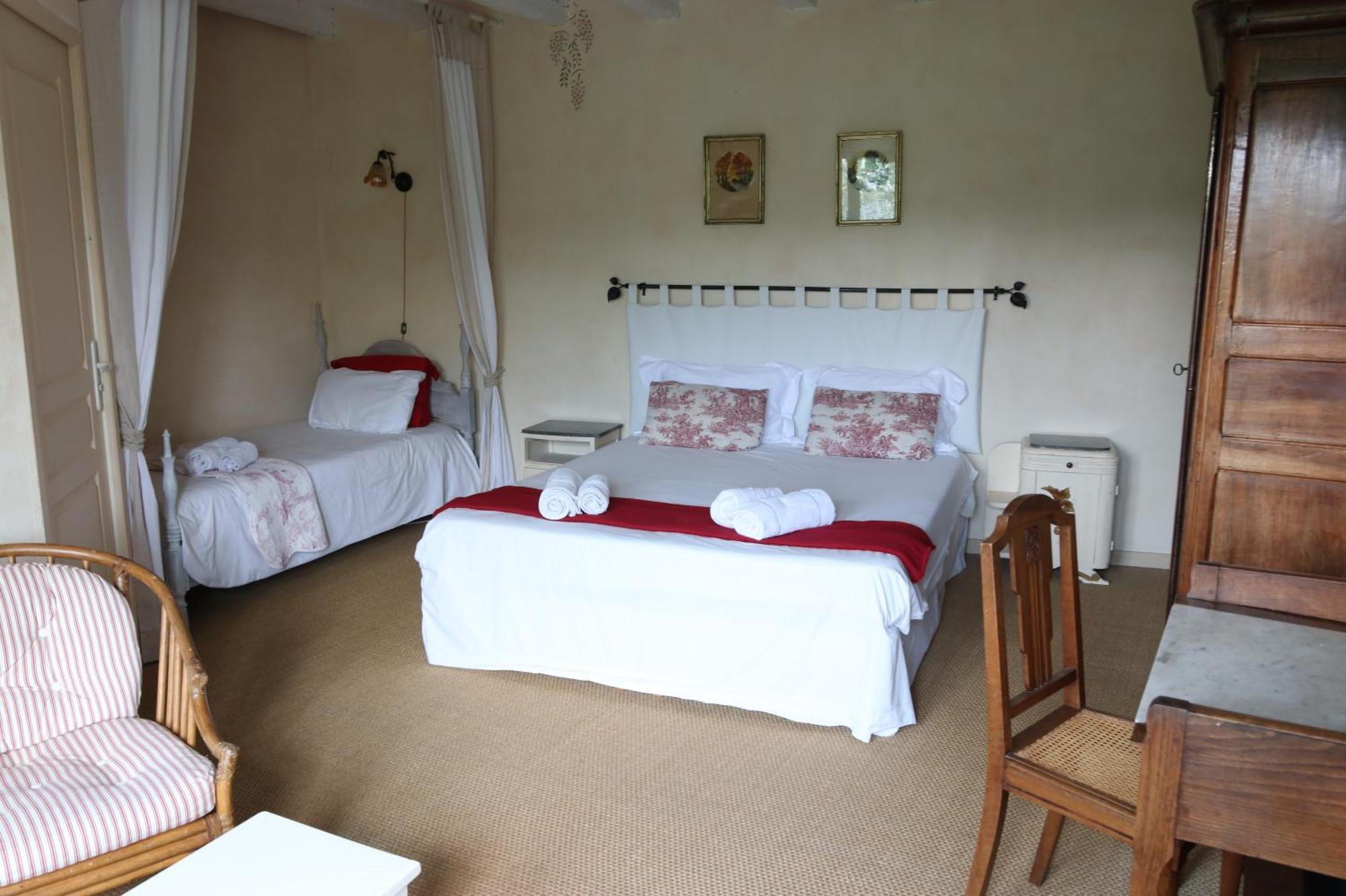 Chambres D'Hotes Du Noisillet Cinais Eksteriør bilde